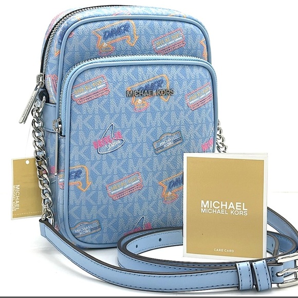 Michael Kors Handbags - MICHAEL KORS
Jet Set Medium Printed Signature Logo Crossbody NS CHAIN XBODY Bag